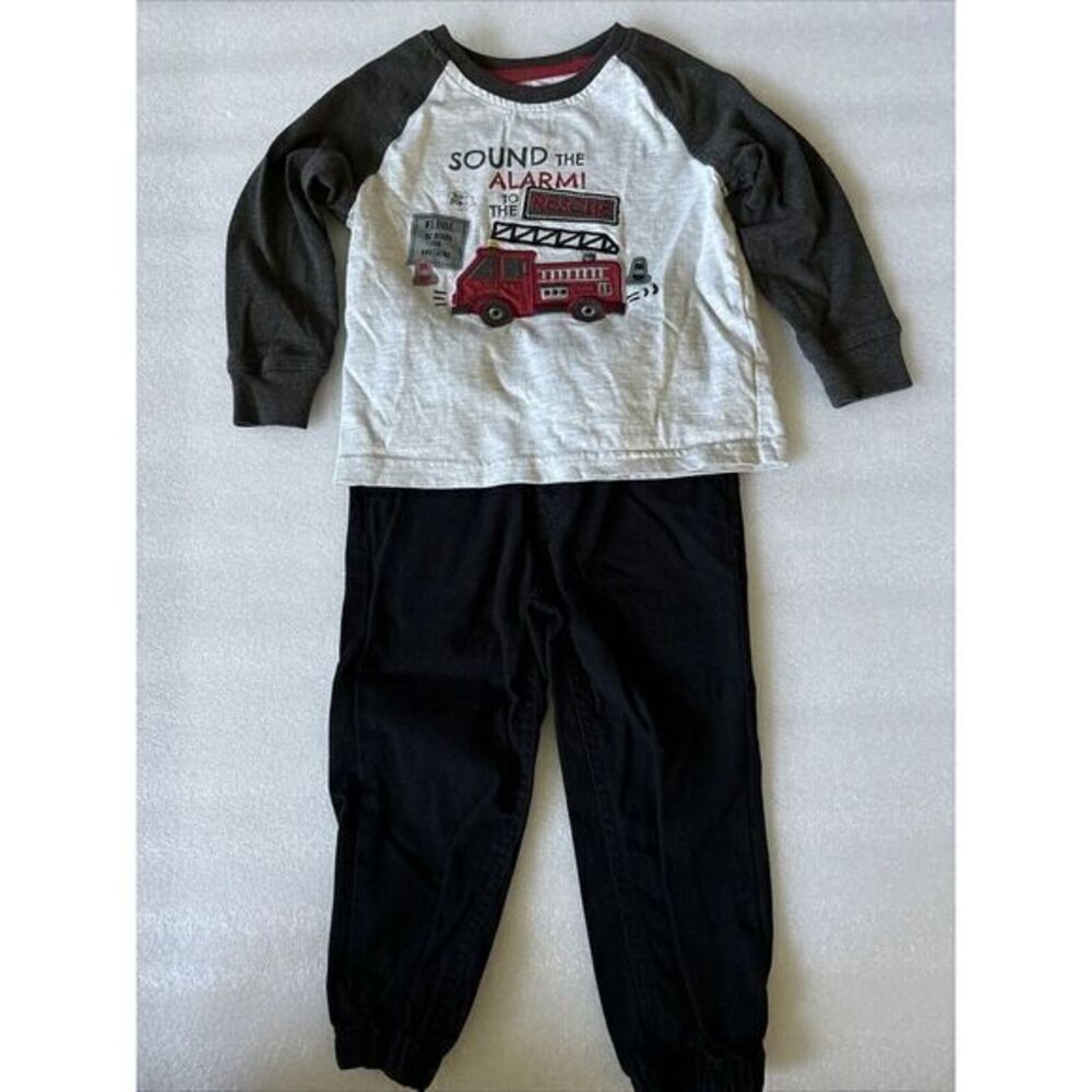 Boys 2Pc Outfit Kids Headquarters 2T Outfits Black/red Firetruck‎